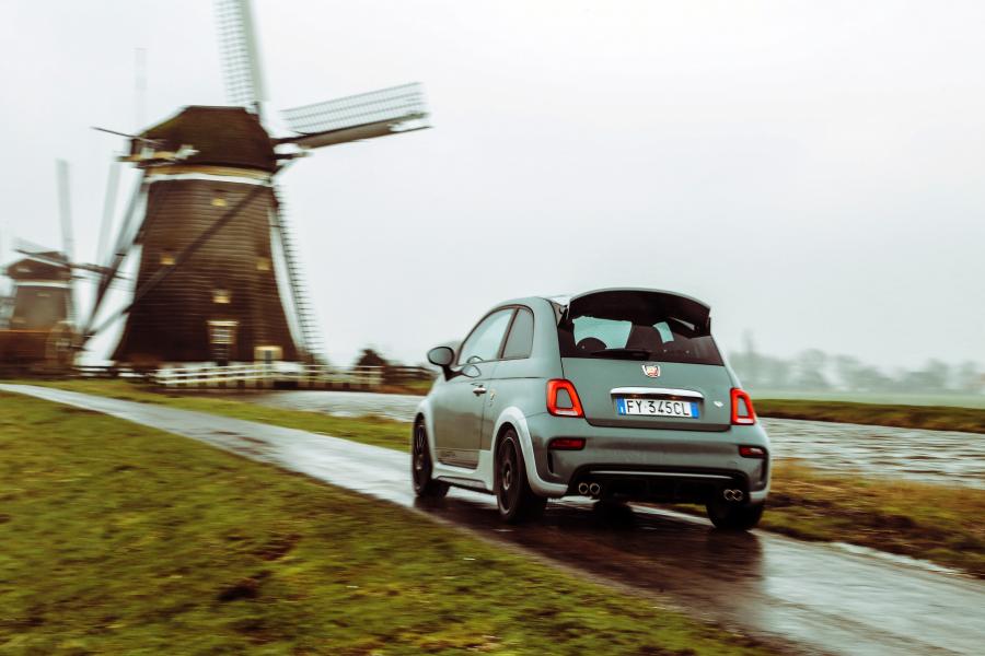  Abarth 695 70° Anniversario (312) 2019 года  (WW) (фото 66 из 70)